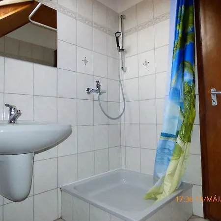 Апартаменты Fabian Apartman-haz