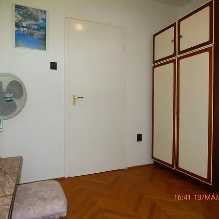 Fabian Apartman-haz