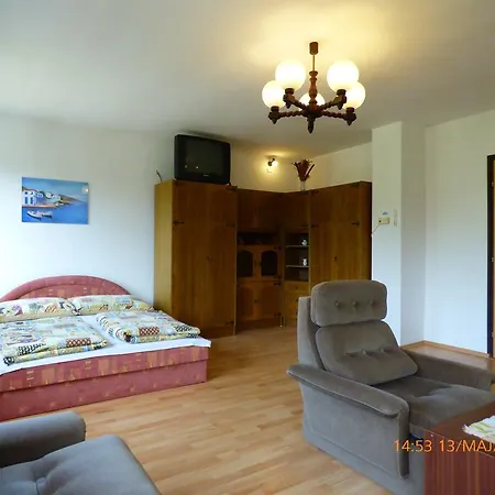 Fabian Apartman-haz * Сантод