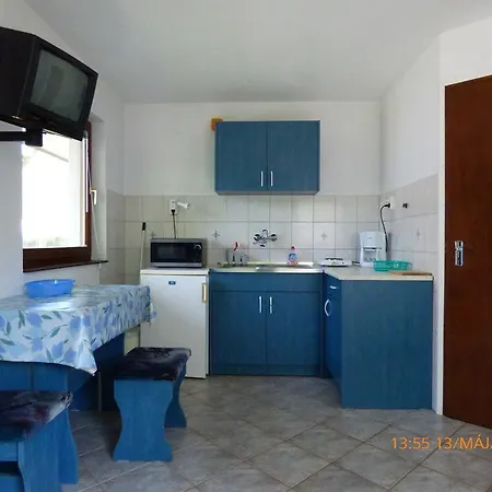 Апартаменты Fabian Apartman-haz *