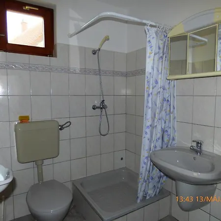 Fabian Apartman-haz