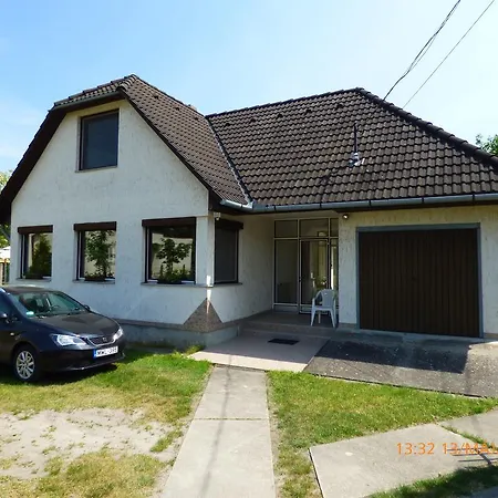Апартаменты Fabian Apartman-haz