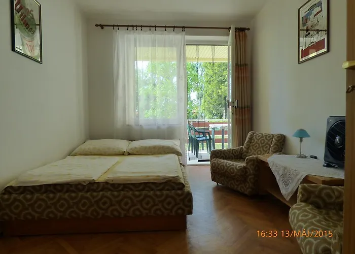 Lägenhet Fabian Apartman-haz *