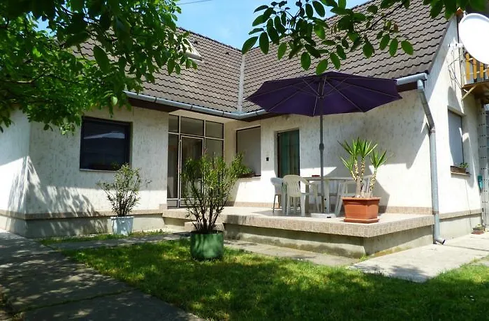 Lejlighed Fabian Apartman-haz